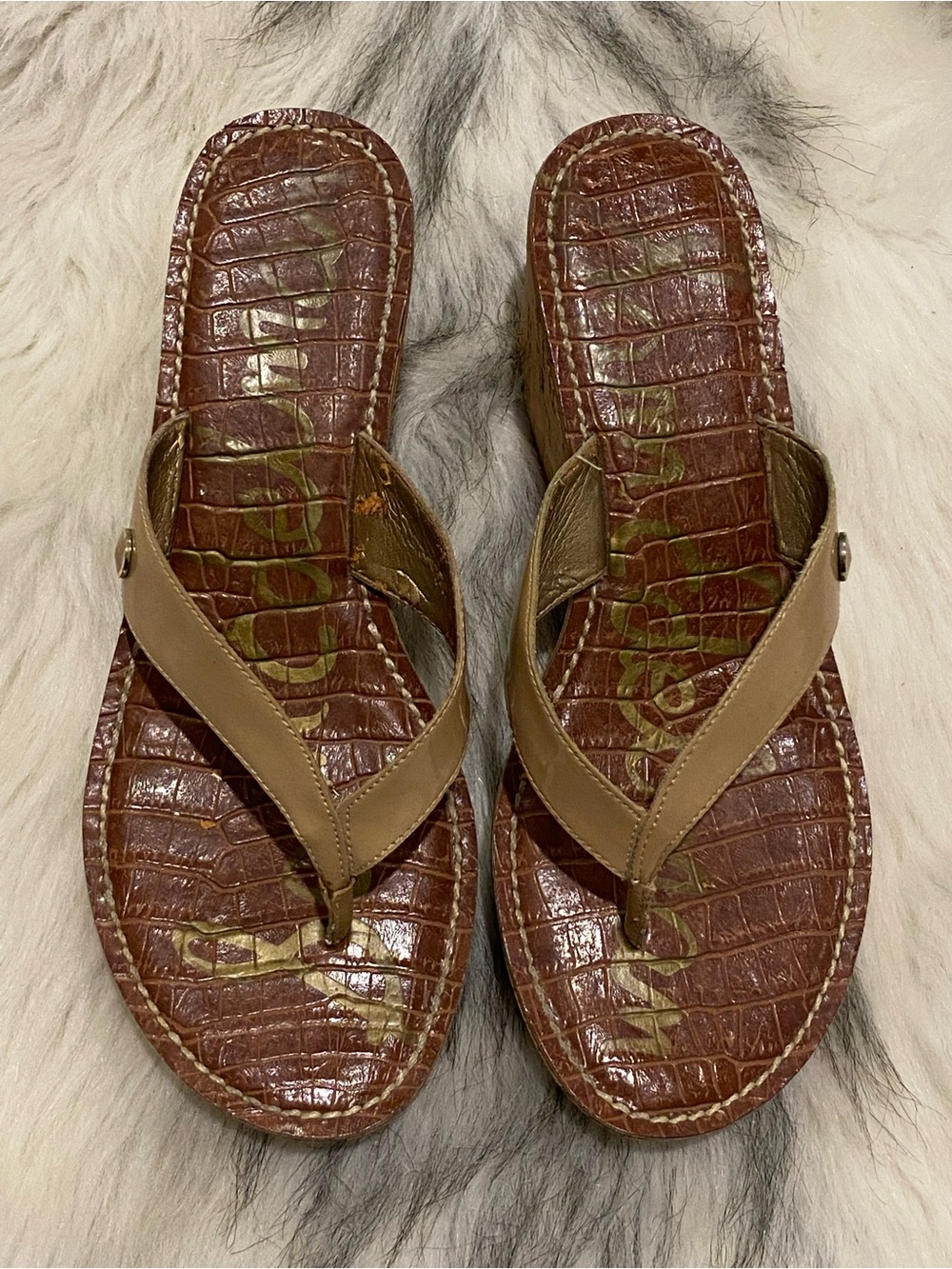 Sam Edelman Tan Thong Sandals with Brown Croc-Embossed Footbed